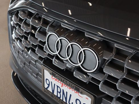 Certified 2025 Audi Q5 Premium w/ Convenience Package AWD/4WD image 30