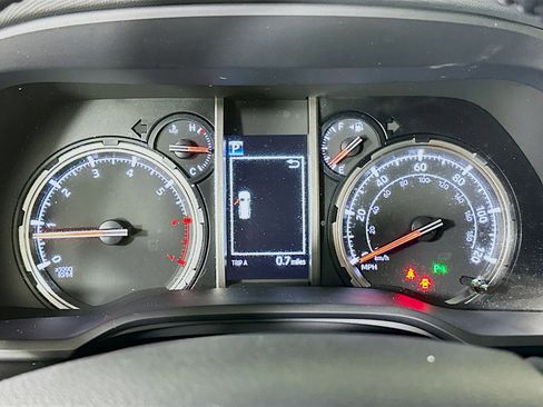 Used 2024 Toyota 4Runner Limited image 19