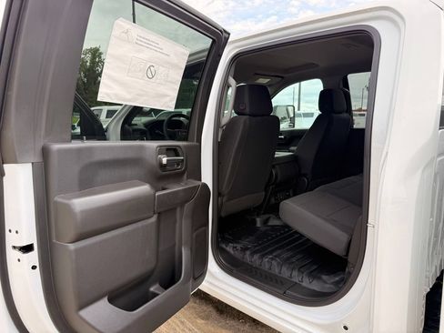 New 2026 GMC Sierra 2500 Pro w/ Convenience Package RWD image 24