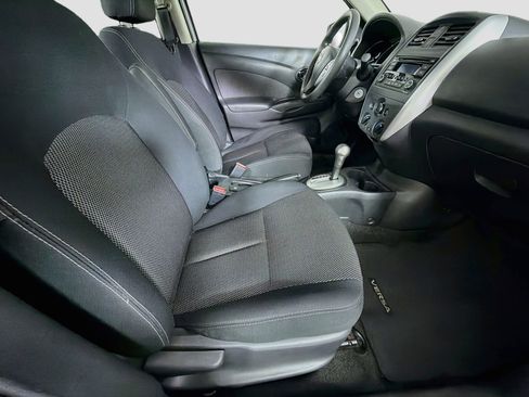 Used 2016 Nissan Versa SV FWD image 27