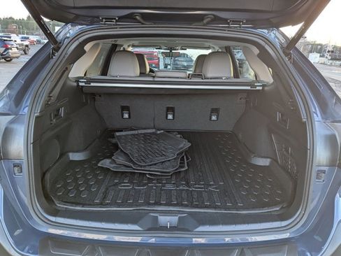 Used 2024 Subaru Outback Limited image 6