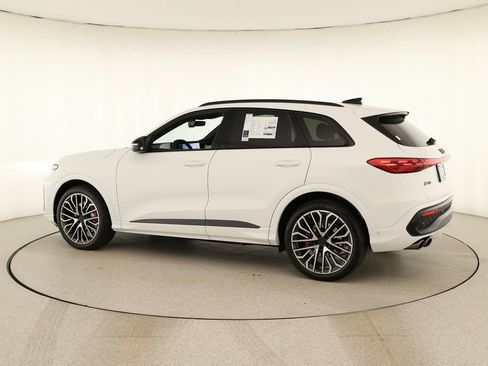 New 2026 Audi SQ5 Premium Plus AWD/4WD image 3