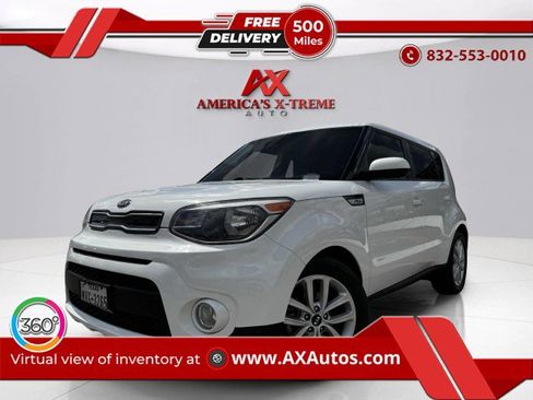 Used 2018 Kia Soul + image 1