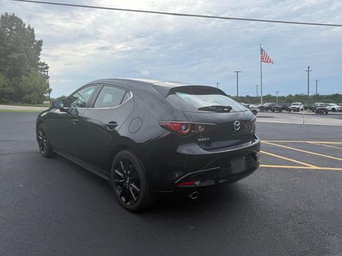 Used 2024 MAZDA MAZDA3 s FWD image 3