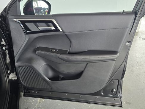 Used 2024 Mitsubishi Outlander SE image 24