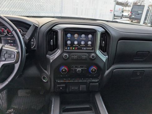 Used 2020 Chevrolet Silverado 1500 RST image 3