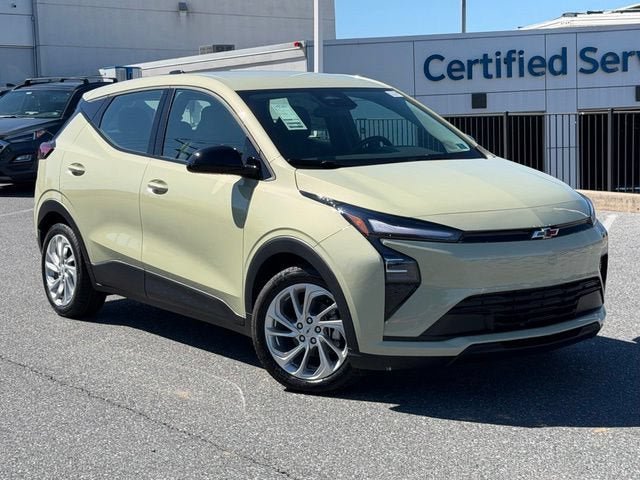 New 2027 Chevrolet Bolt LT FWD image 1