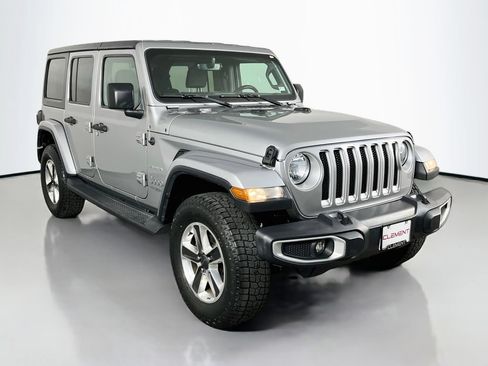 Used 2020 Jeep Wrangler Unlimited Sahara AWD/4WD image 4