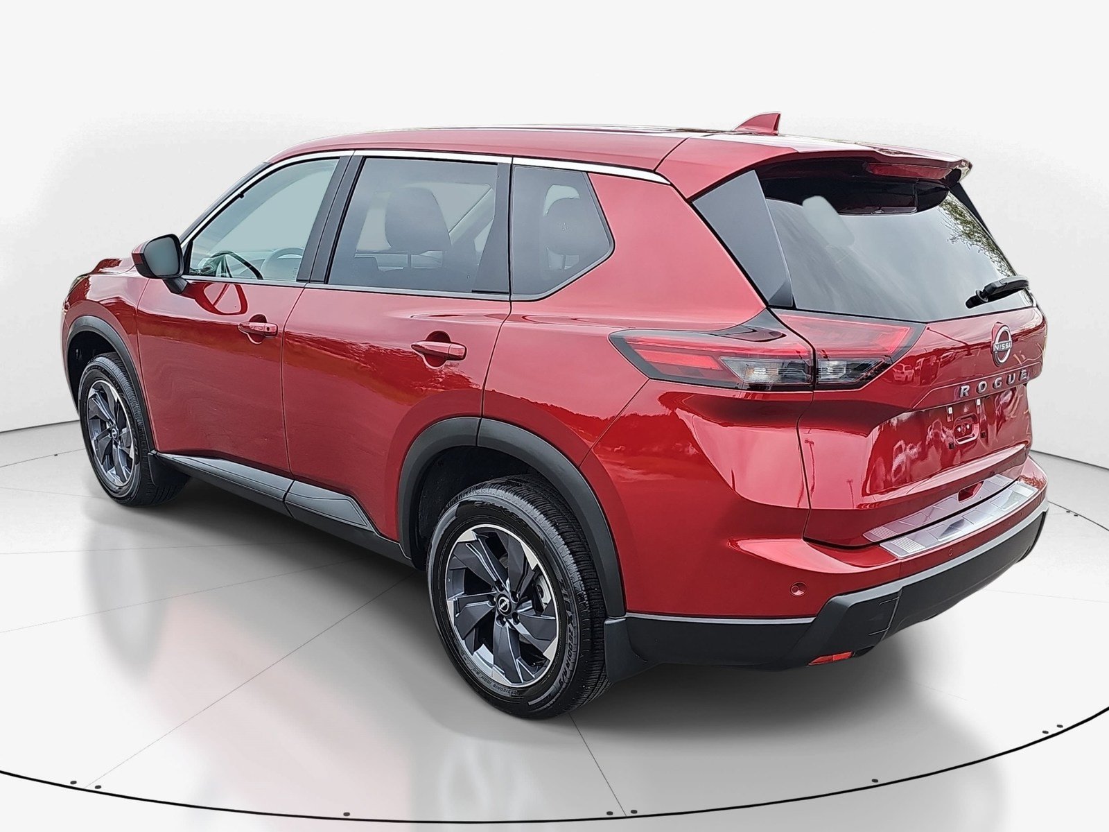 Used 2026 Nissan Rogue SV FWD image 6