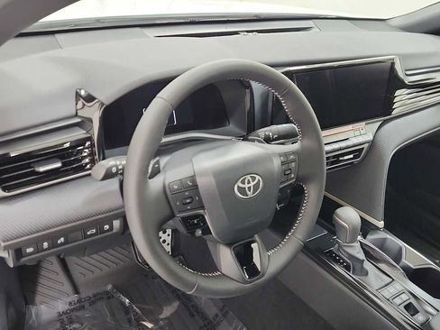 New 2026 Toyota Camry Hybrid AWD/4WD image 12