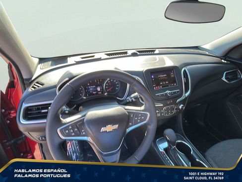 Certified 2024 Chevrolet Equinox LT FWD image 12
