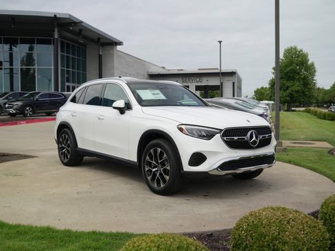 New 2026 Mercedes-Benz GLC 350e 4MATIC image 1