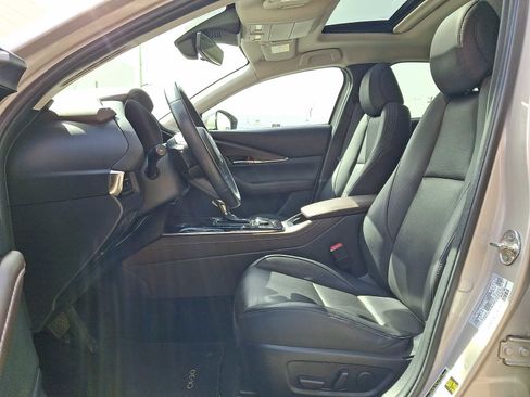 Used 2023 MAZDA CX-30 AWD 2.5 S w/ Premium Package image 14