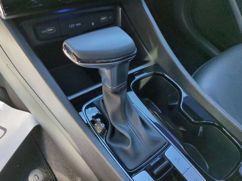 Used 2023 Hyundai Santa Cruz Limited AWD/4WD image 16
