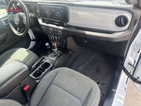 Used 2024 Jeep Wrangler Unlimited Sport AWD/4WD image 13