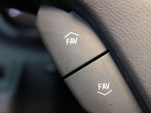 Certified 2024 Chevrolet Camaro LT image 18