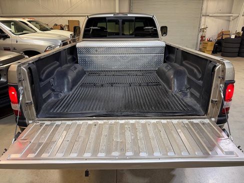 Used 2001 Dodge Ram 2500 Truck 4x4 Quad Cab image 15