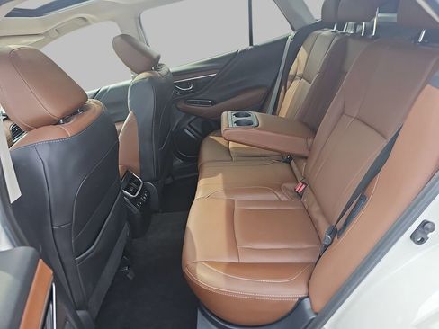 Used 2020 Subaru Outback Touring XT AWD/4WD image 18