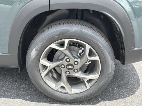 New 2026 Chevrolet Trax LT FWD image 19