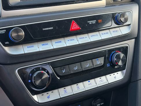 Used 2018 Hyundai Sonata SEL FWD image 13