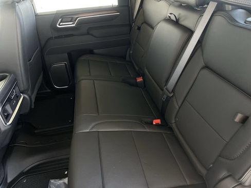 New 2026 GMC Sierra 3500 Denali AWD/4WD image 25
