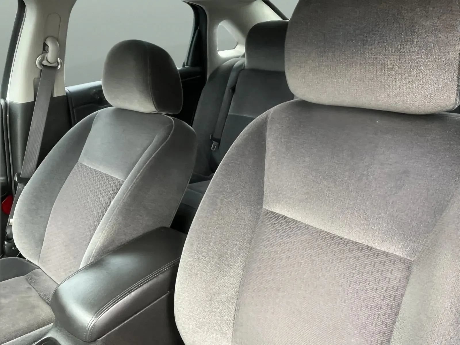 Used 2012 Chevrolet Impala LT FWD image 15
