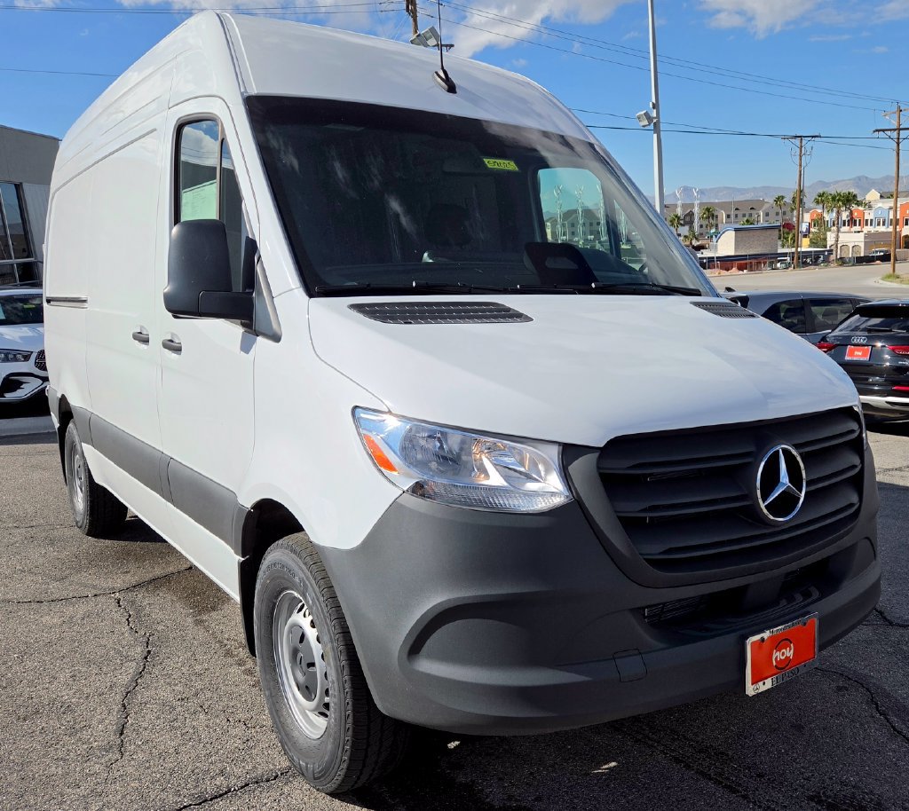 Used 2026 Mercedes-Benz Sprinter 2500 image 3