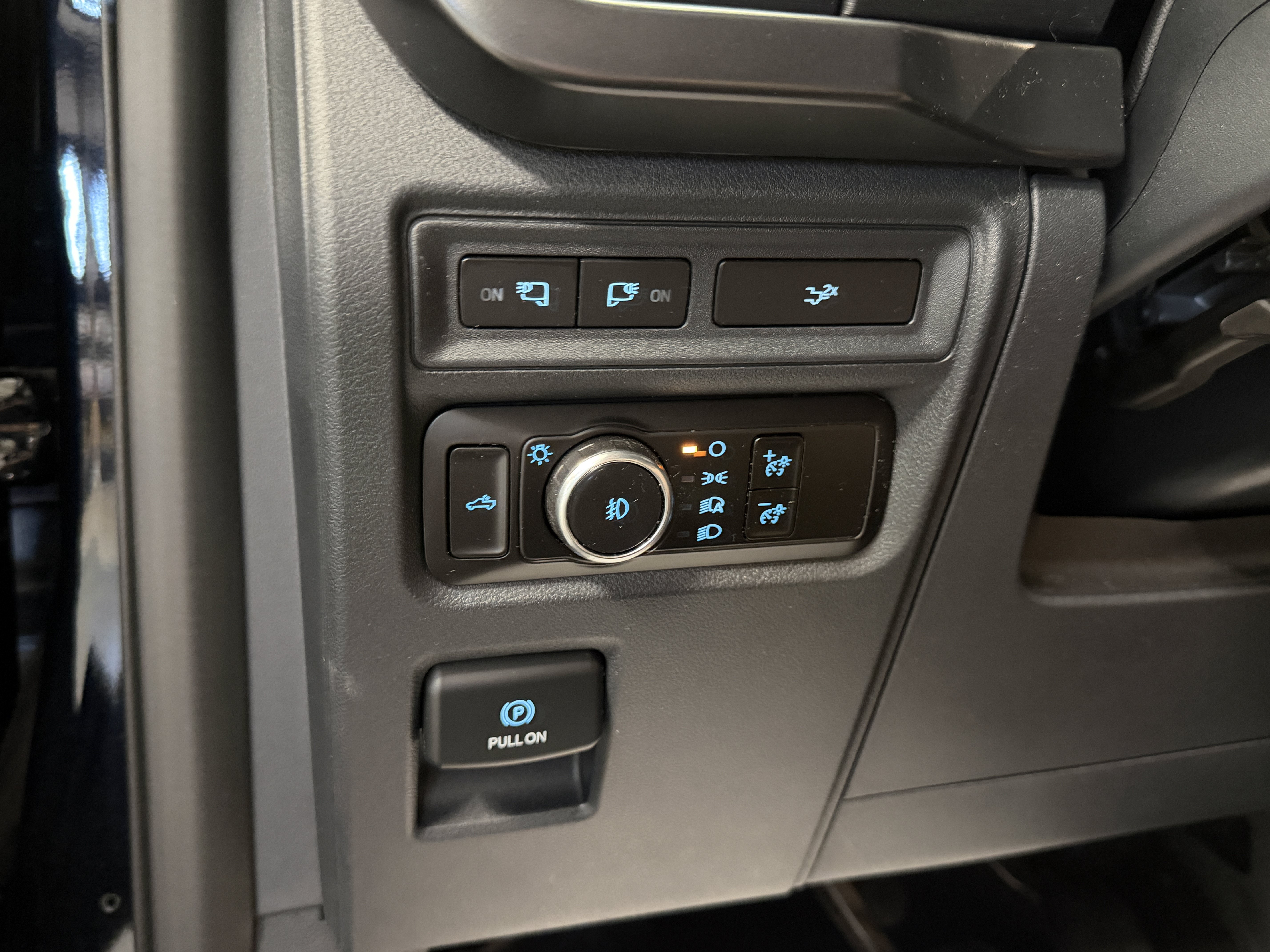 Used 2024 Ford F150 XLT w/ Equipment Group 302A MID AWD/4WD image 15