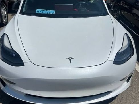 Used 2021 Tesla Model 3 Standard Range Plus RWD image 3