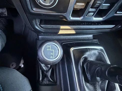 Used 2021 Jeep Wrangler Unlimited Sport AWD/4WD image 28