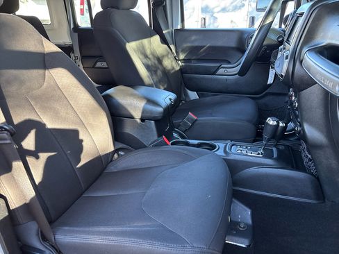 Used 2016 Jeep Wrangler Unlimited Sport w/ Quick Order Package 24S image 21