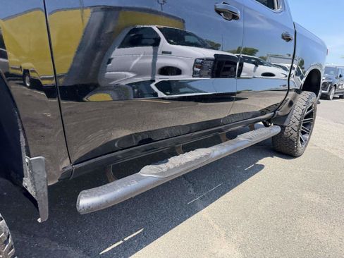 Used 2021 Chevrolet Silverado 1500 LT Trail Boss w/ Convenience Package II AWD/4WD image 11