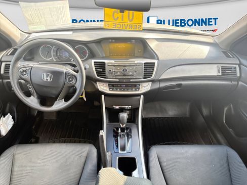 Used 2021 Honda Civic EX image 12