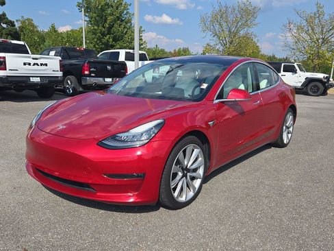 Used 2018 Tesla Model 3 Long Range AWD/4WD image 3
