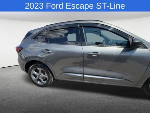 Used 2023 Ford Escape ST-Line w/ Tech Pack #1 AWD/4WD image 10