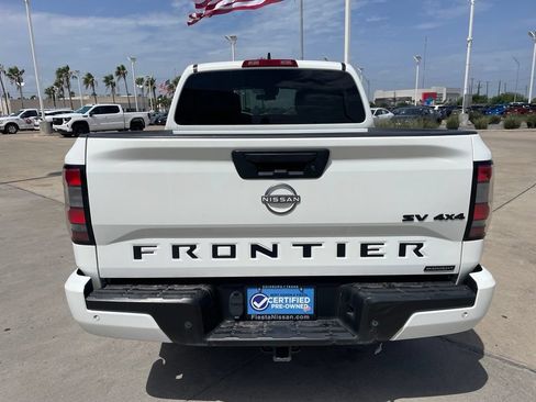 Certified 2023 Nissan Frontier SV w/ Midnight Edition Package AWD/4WD image 5