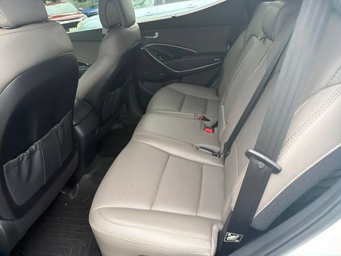 Used 2017 Hyundai Santa Fe Sport w/ Cargo Package FWD image 8