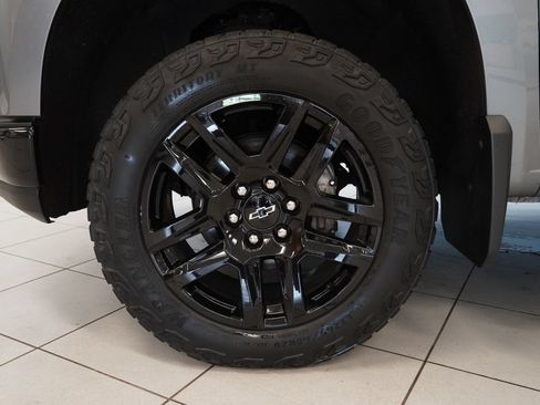 Used 2021 Chevrolet Silverado 1500 LT Trail Boss w/ Convenience Package II AWD/4WD image 15
