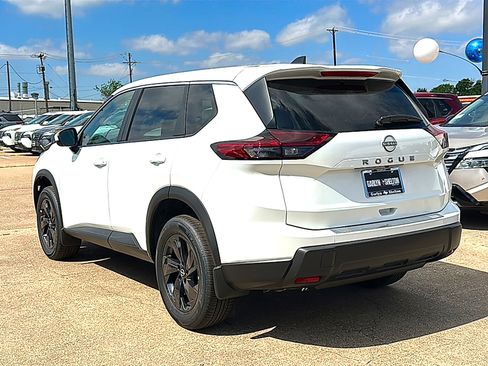 New 2026 Nissan Rogue SV w/ Cold Weather Package image 6