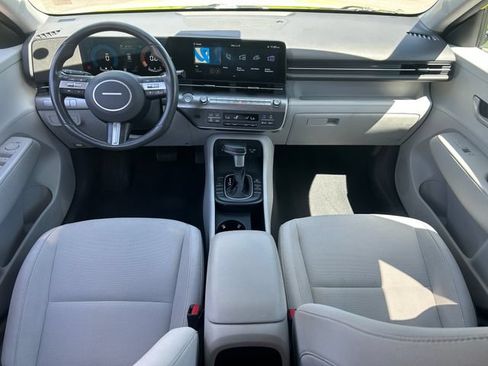 Used 2024 Hyundai Kona SEL AWD/4WD image 29
