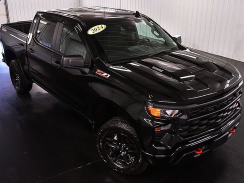 Used 2024 Chevrolet Silverado 1500 Custom Trail Boss image 16