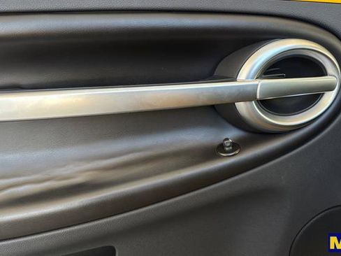 Used 2005 Chevrolet SSR w/ Preferred Equipment Group image 11