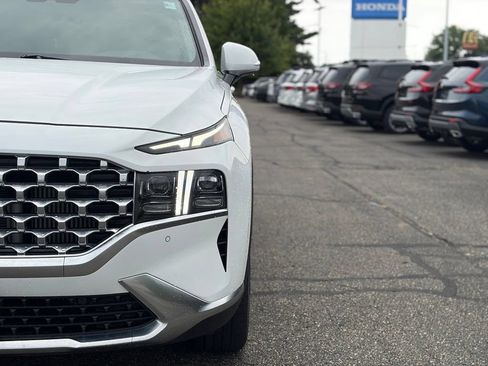 Used 2023 Hyundai Santa Fe Limited AWD/4WD image 4