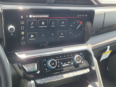 Used 2024 GMC Sierra 1500 Denali w/ Technology Package RWD image 13
