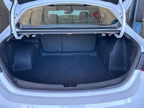 Used 2025 Chevrolet Malibu LT FWD image 27