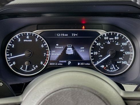 Used 2025 Nissan Pathfinder SV FWD image 19