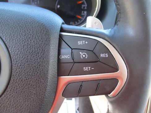 Used 2014 Jeep Grand Cherokee Limited RWD image 13