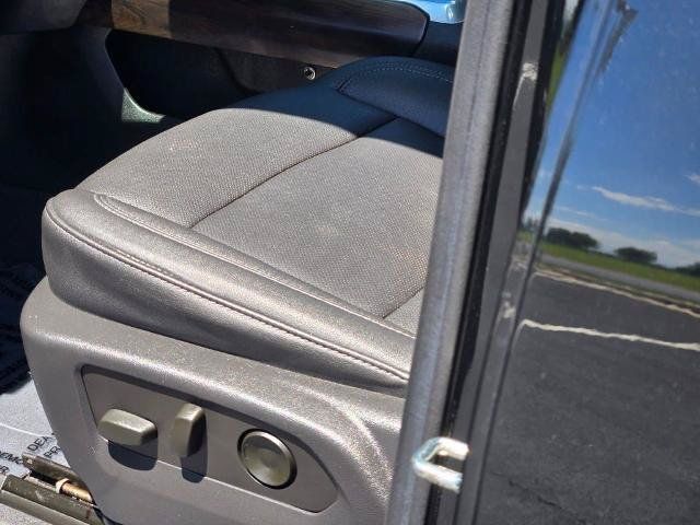 Used 2024 GMC Sierra 2500 SLT w/ SLT Premium Package AWD/4WD image 28