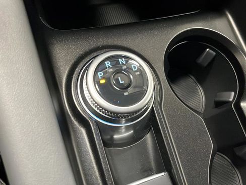 Used 2026 Ford Explorer Active AWD/4WD image 18
