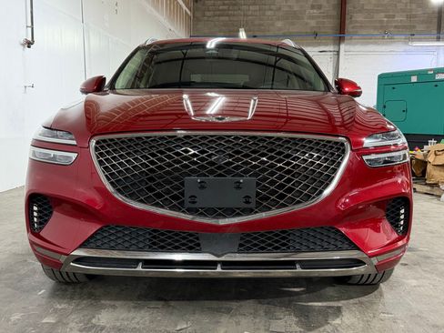 Used 2022 Genesis GV70 2.5T w/ Advanced Package AWD/4WD image 4